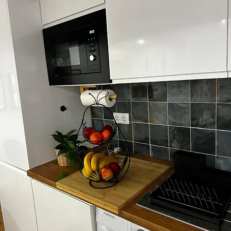 Flat 1 Lejlighed